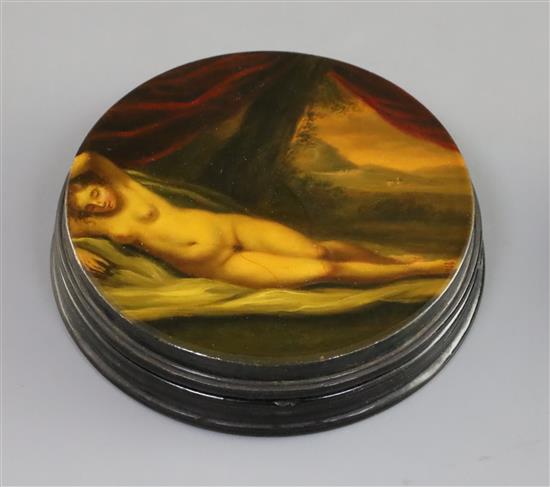 A Stobwasser style papier mache snuff box, 3.75in.